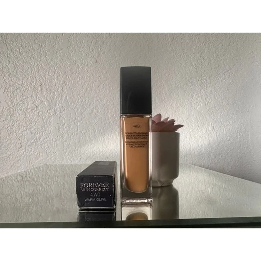 Dior Forever Skin Correct Concealer Shade 4WO New with box